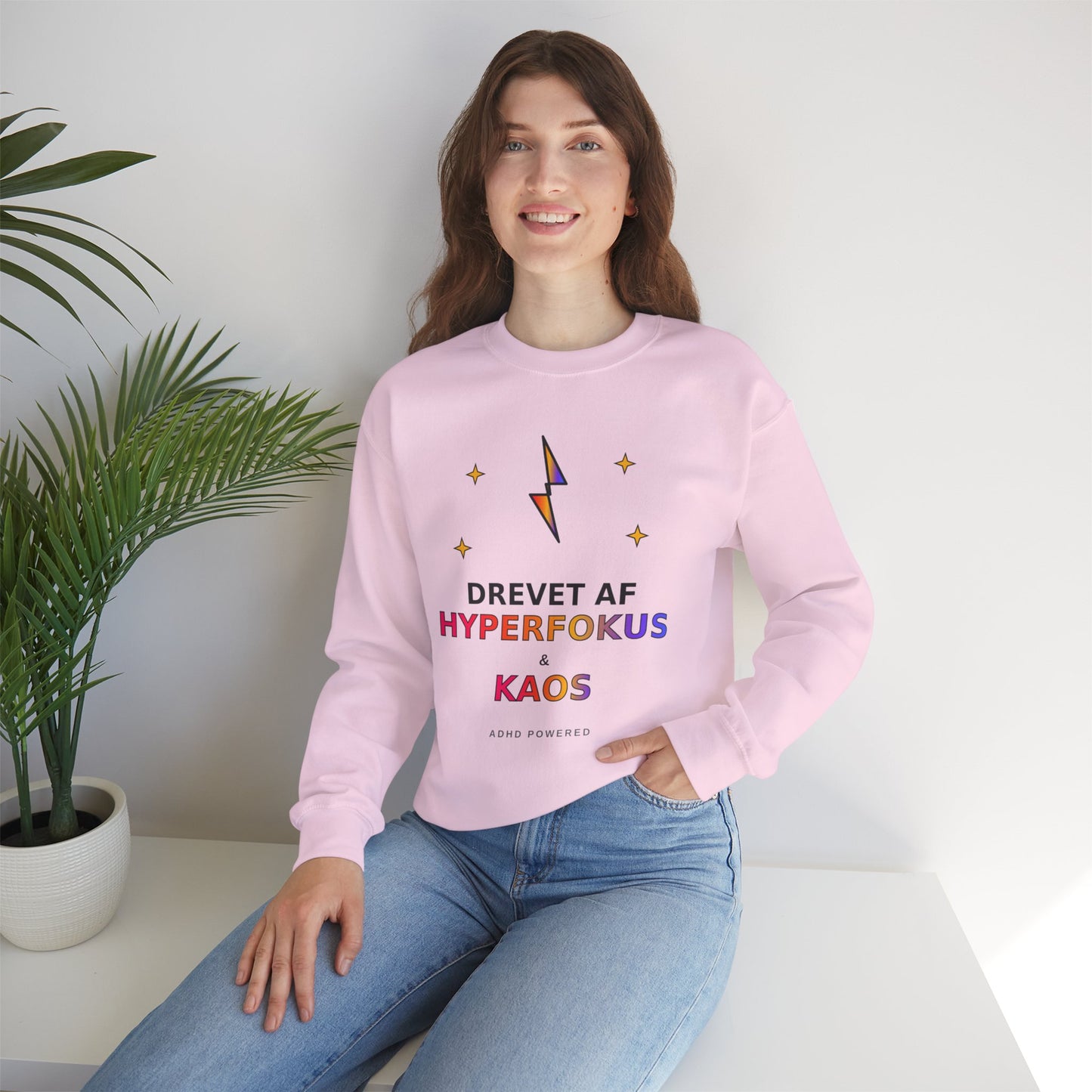 Sweatshirt — Drevet af Hyperfokus & Kaos